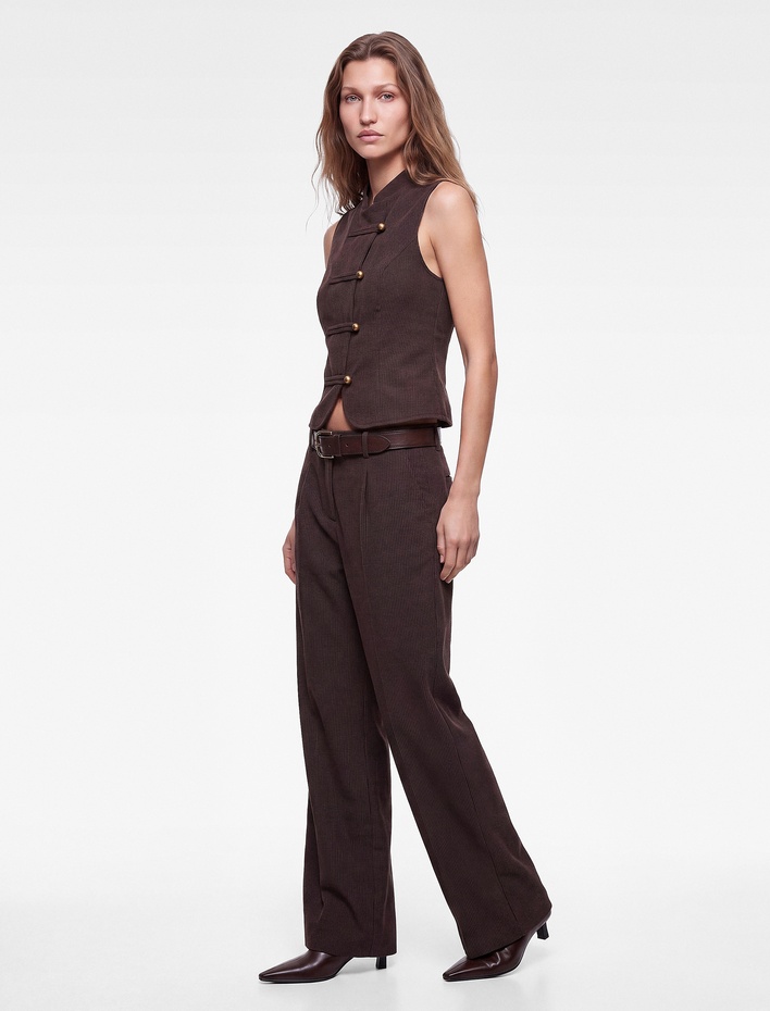  Koton X Selected by Melis Ağazat - Slim Fit Mandarin Yaka Süslü Düğmeli Yelek Kurbağa Kapama