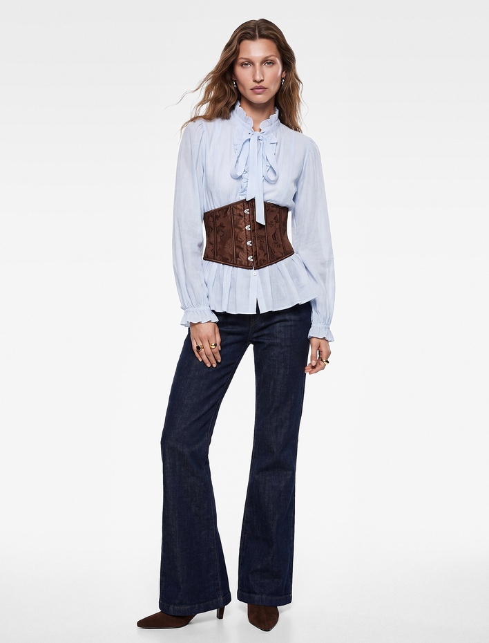  Koton X Selected by Melis Ağazat - Uzun Kollu Dik Fular Yaka Fırfırlı Peplum Bluz