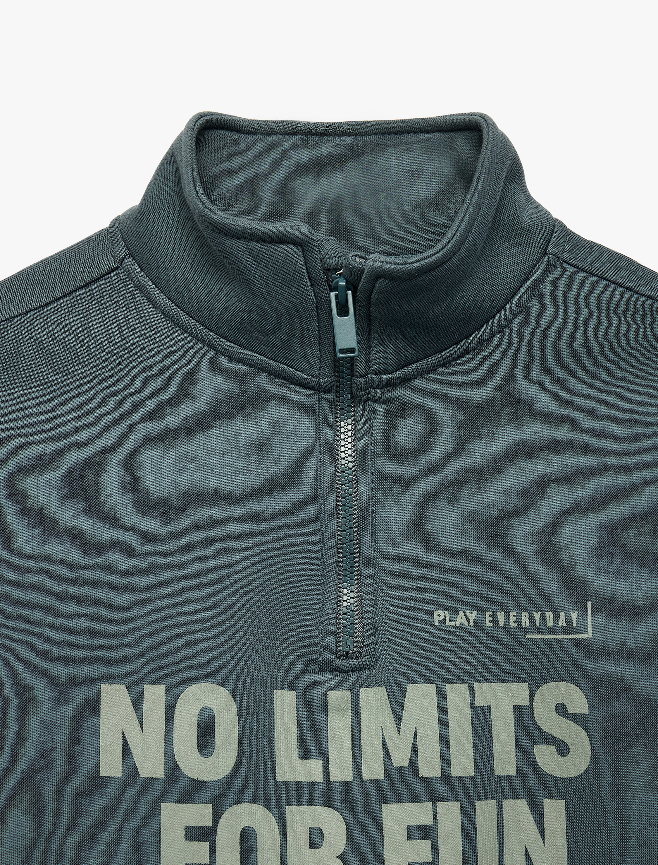  Erkek Çocuk Fermuarlı Şardonlu Uzun Kollu Dik Yaka Oversize Sweatshirt