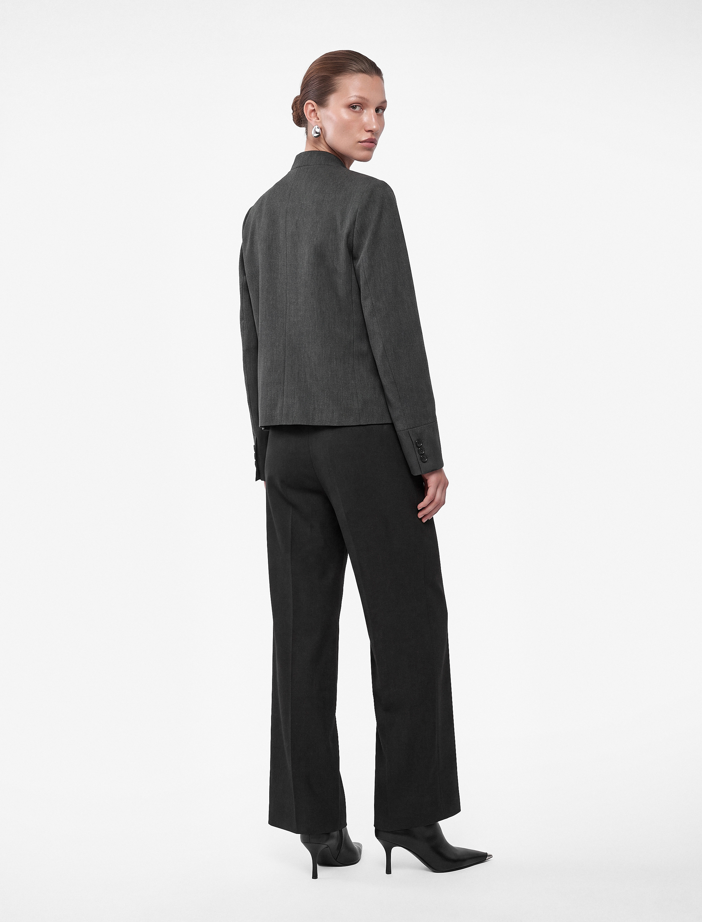   Koton X Selected by Şahika Ercümen -  Slim Fit Cepli Uzun Kollu Mandarin Yaka Ceket