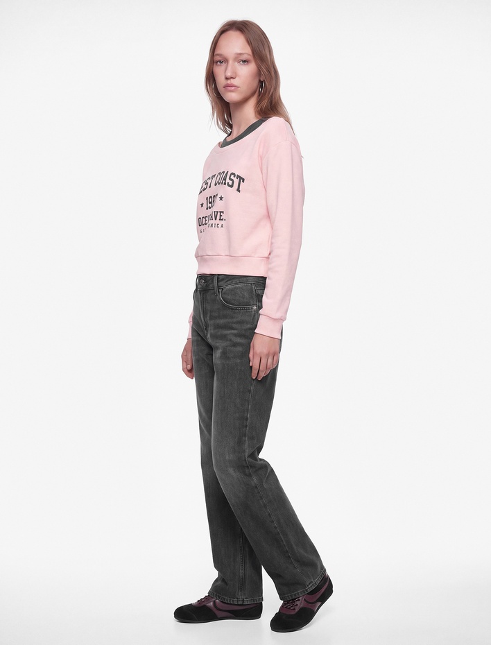  Şardonlu Rahat Kalıp Bisiklet Yaka Uzun Kollu Katmanlı Baskılı Sweatshirt
