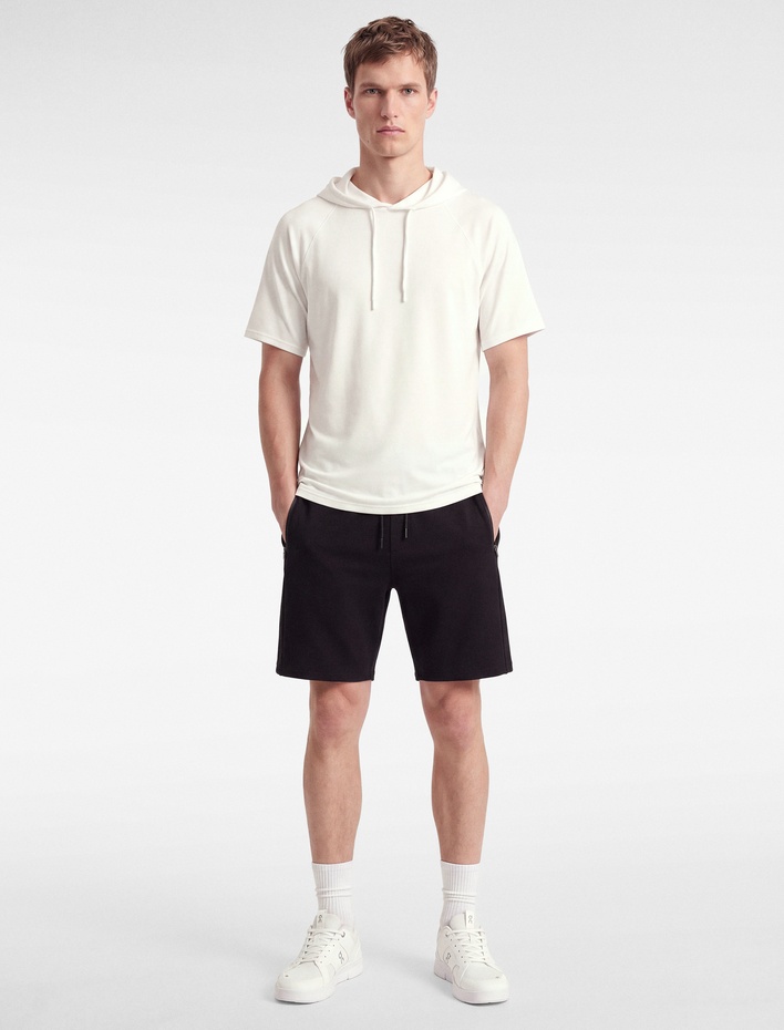  Pamuklu Fermuarlı Cepli Straight Fit Beli Bağcıklı Spor Şort