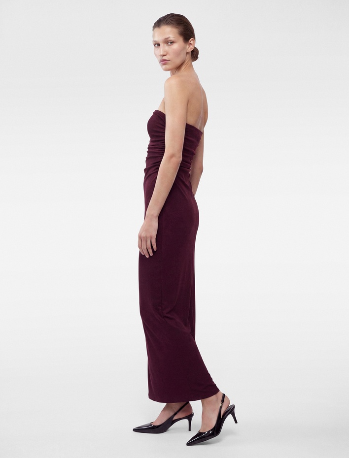  Slim Fit Drapeli Sandy Kumaş Straplez Yaka Uzun Elbise